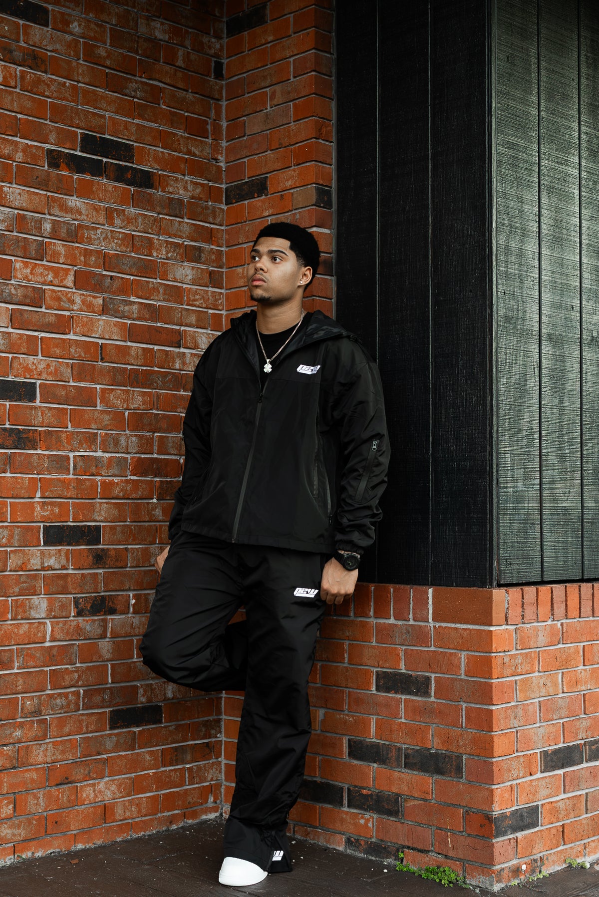 P2W Windbreaker Set – Black
